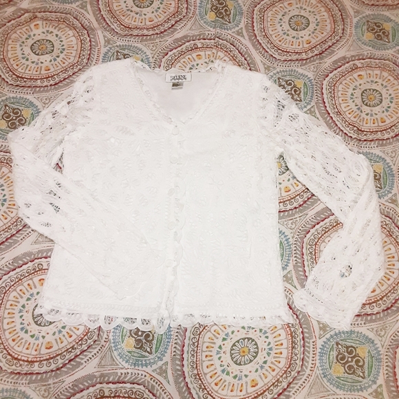 Romantic Lace Selene Sport Snap closure Jacket/Blouse - Picture 9 of 16